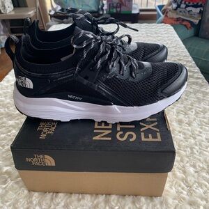 The North Face Size 8.5 Vectiv Hypnum Black & Whitr Shoes